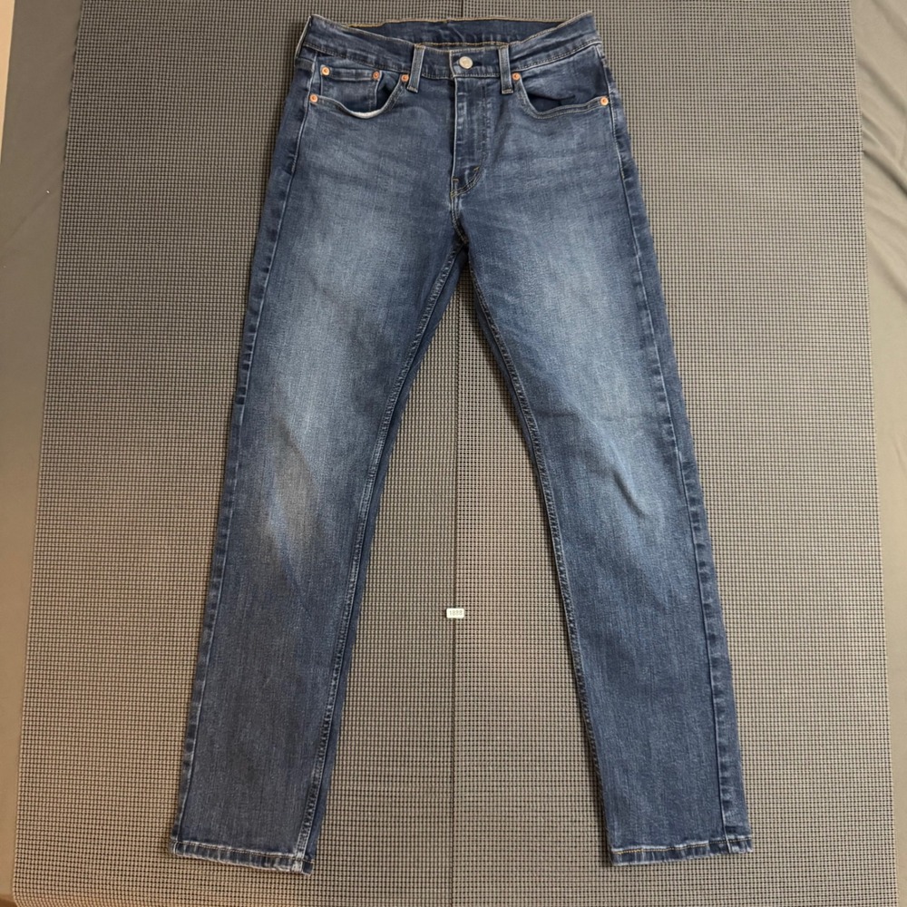 Levis 502 Regular Taper Jeans Mens 30x32 Blue Medium Wash WaterLess Denim